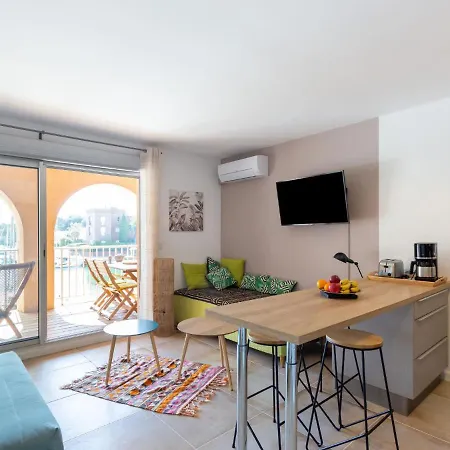 Apartment Port De La Gavine I By Interhome *
